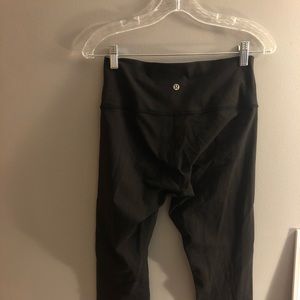 lululemon athletica Pants - Black Lululemon size 8 leggings lululemon athletica Pants - Black Lululemon size 8 leggings